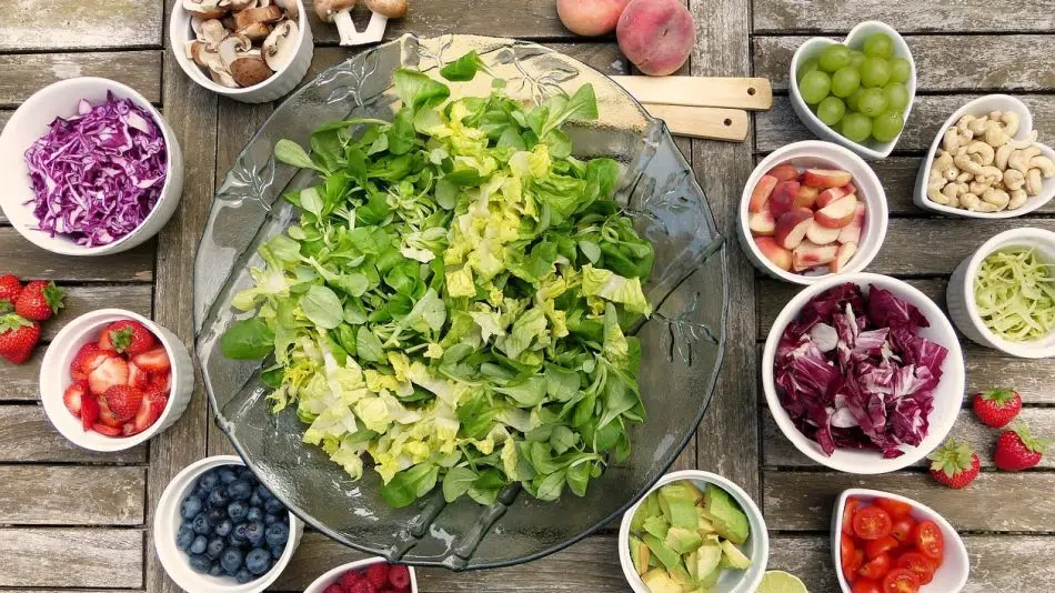 Des astuces pour obtenir des mets légers : cas de la salade et des frites