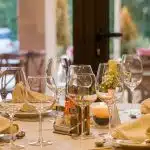 Pourquoi réserver un restaurant par téléphone est toujours d'actualité ?
