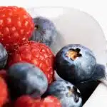 5 astuces pour préparer des desserts aux fruits rouges surgelés